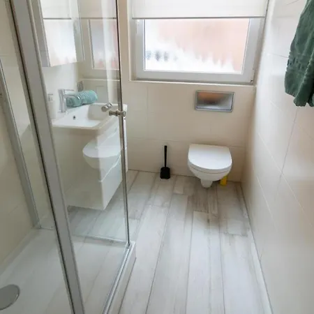 Ferienwohnung Mit Haustier - Rahn 1 *